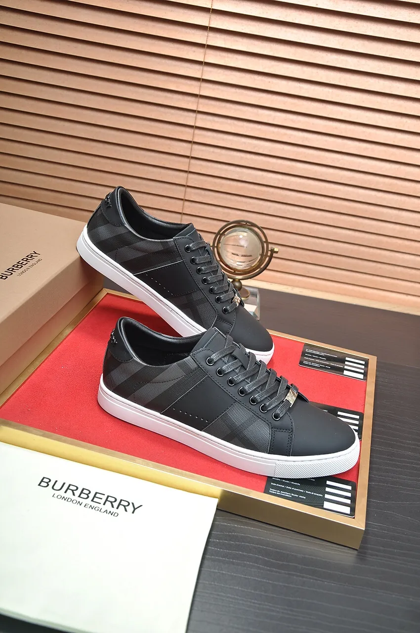 Men's shoes💰480💶[Burberry] (cowhide lining) classic low-top sneakers｜Imported cowhide with classic plaid fabric｜Cow leather lining｜Original outsole｜Fine workmanship and comfortable to wear Size: 38-44 (customized at 45)